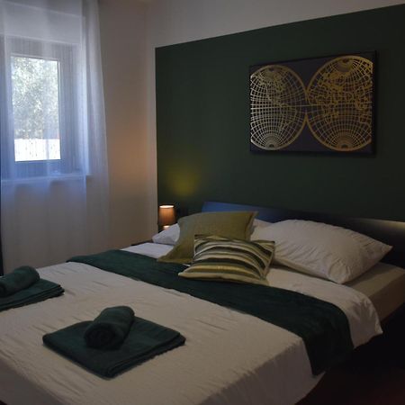 Apartments Rismondi 37E Fažana Eksteriør bilde