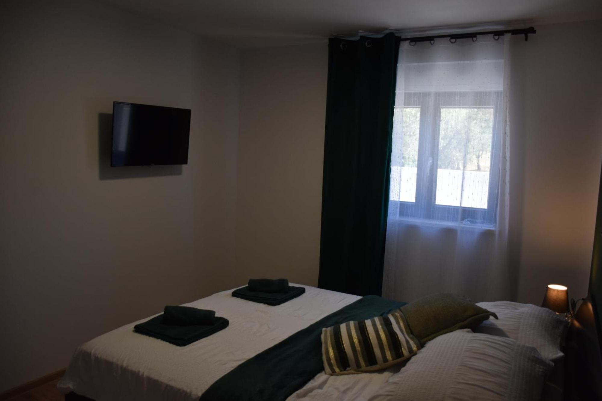 Apartments Rismondi 37E Fažana Eksteriør bilde